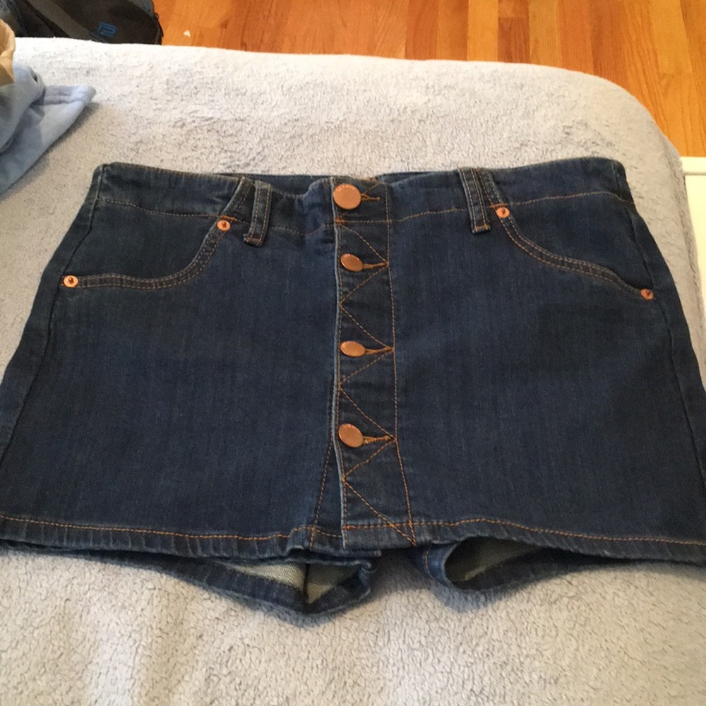 STS blue skirt shorts